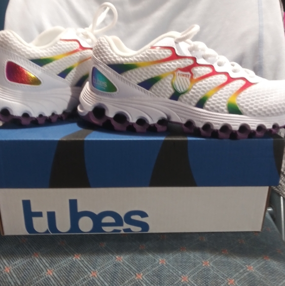 Kwiss Tubes - Picture 2 of 4